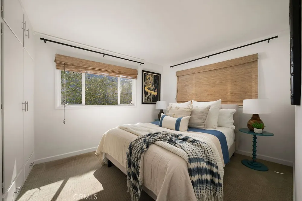 933 Coast View Laguna Beach, CA 92651