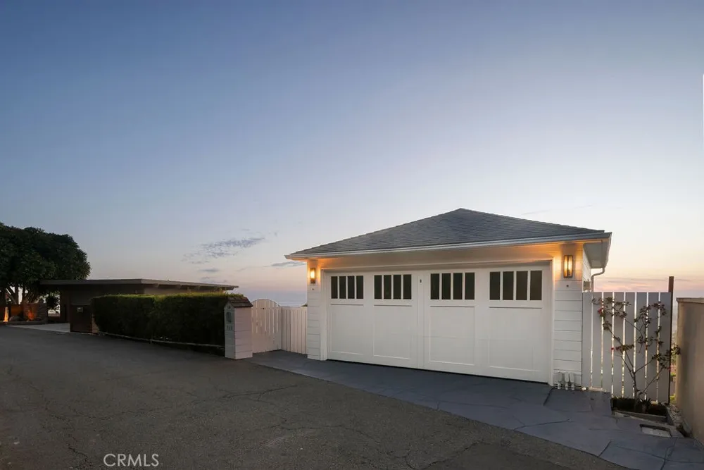 933 Coast View Laguna Beach, CA 92651