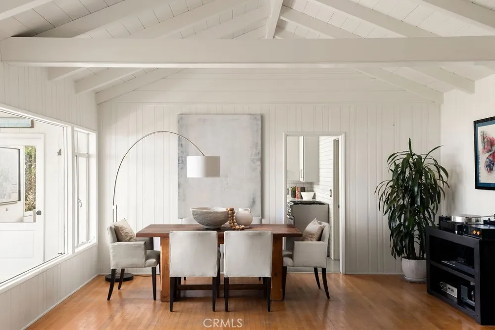 933 Coast View Laguna Beach, CA 92651
