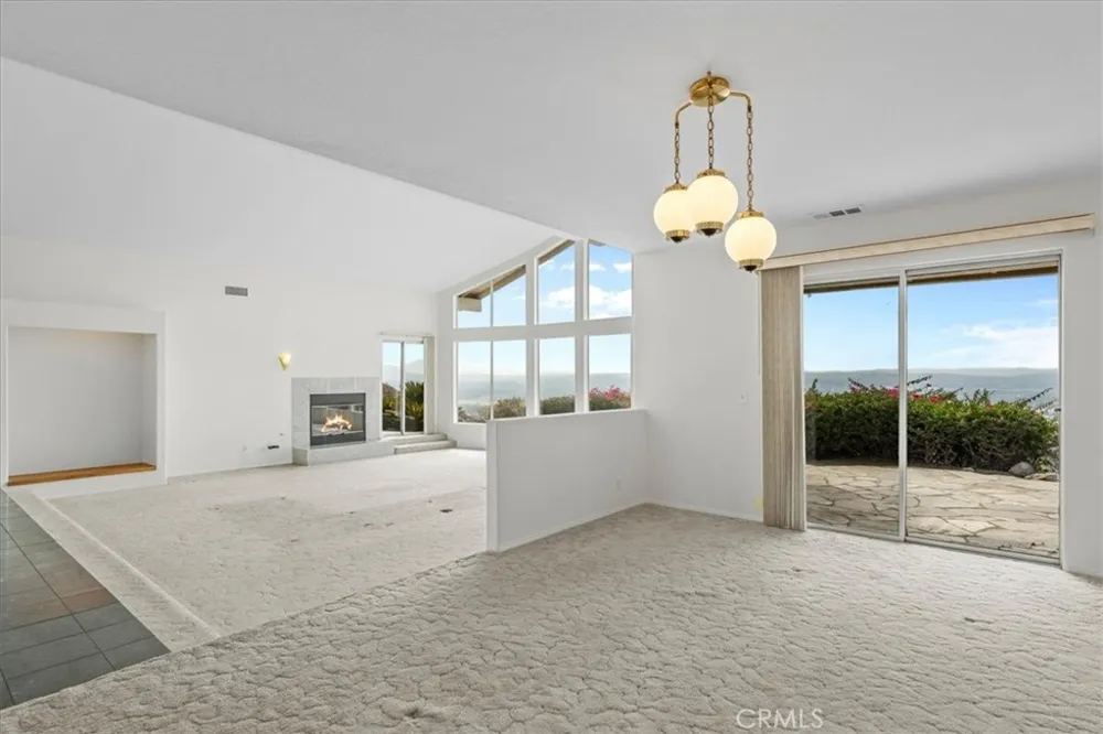 7350 Live Oak Riverside, CA 92509