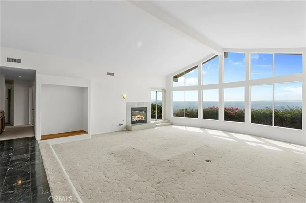 7350 Live Oak Riverside, CA 92509