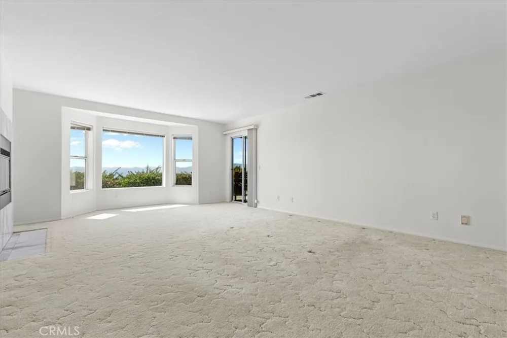 7350 Live Oak Riverside, CA 92509