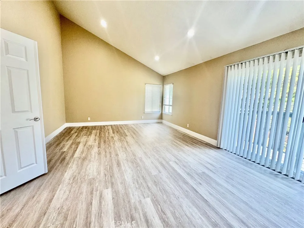 27084 Pinario Mission Viejo, CA 92692