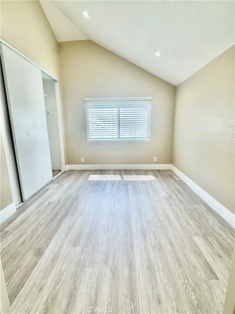 27084 Pinario Mission Viejo, CA 92692