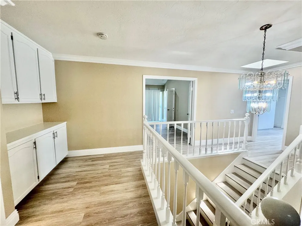 27084 Pinario Mission Viejo, CA 92692