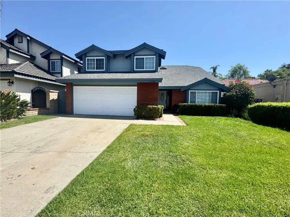 27084 Pinario Mission Viejo, CA 92692