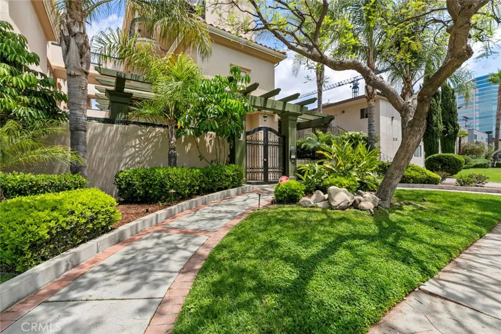 333 Milford Street #105 Glendale, CA 91203