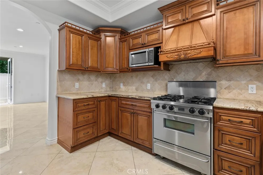 333 Milford Street #105 Glendale, CA 91203