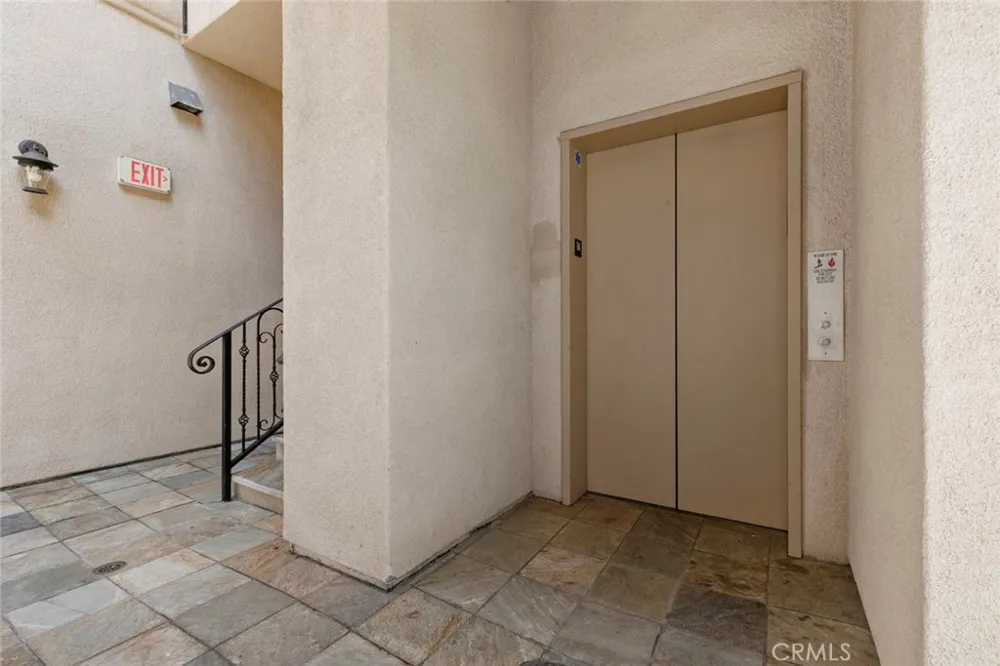333 Milford Street #105 Glendale, CA 91203