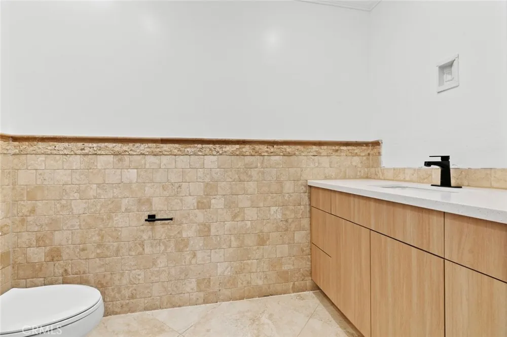 333 Milford Street #105 Glendale, CA 91203