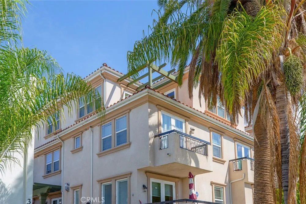 333 Milford Street #105 Glendale, CA 91203