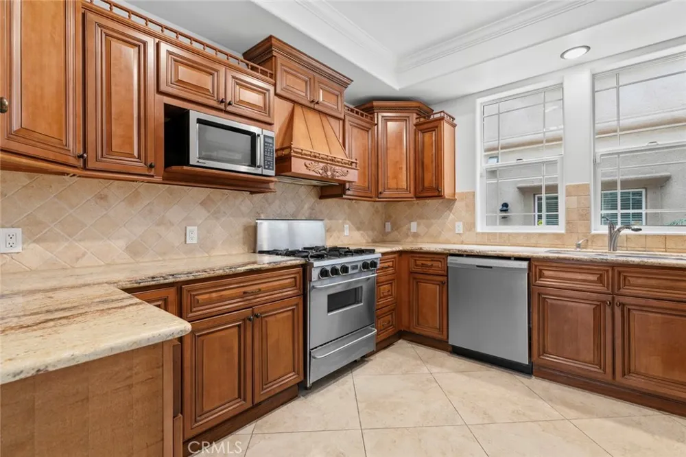 333 Milford Street #105 Glendale, CA 91203