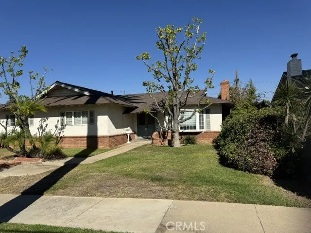 1517 S Main Street Corona, CA 92882