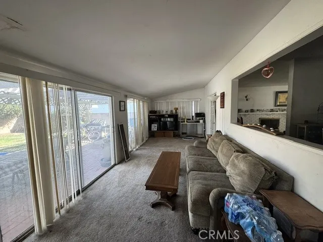 1517 S Main Street Corona, CA 92882