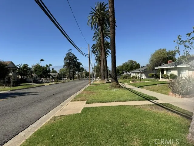 1517 S Main Street Corona, CA 92882