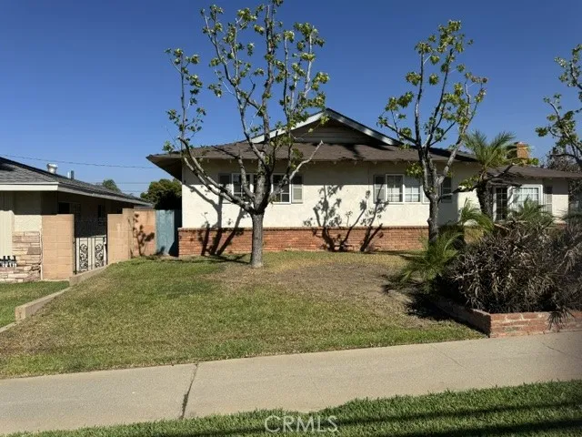 1517 S Main Street Corona, CA 92882