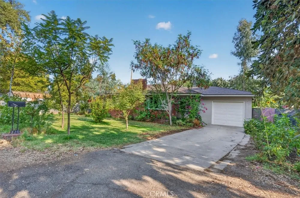 226 W Gettysburg Fresno, CA 93705