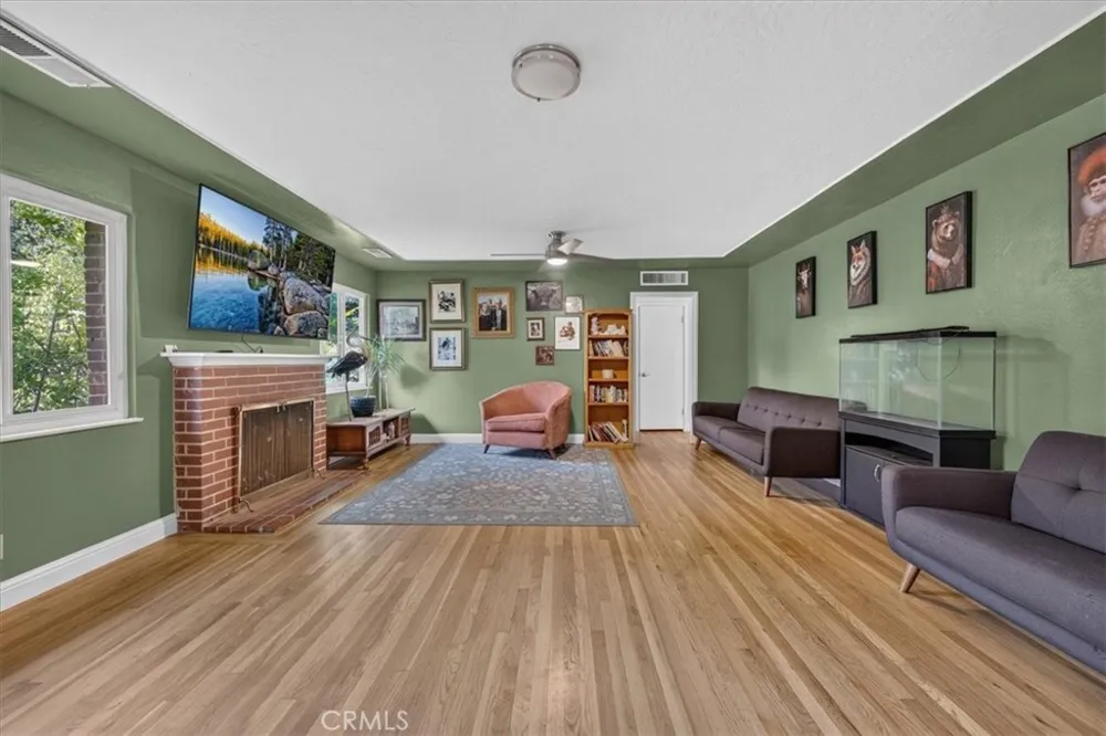 226 W Gettysburg Fresno, CA 93705