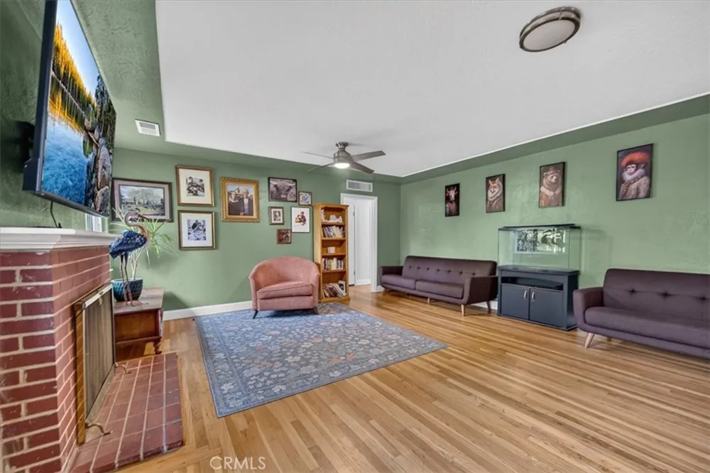 226 W Gettysburg Fresno, CA 93705