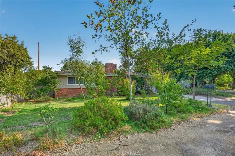 226 W Gettysburg Fresno, CA 93705