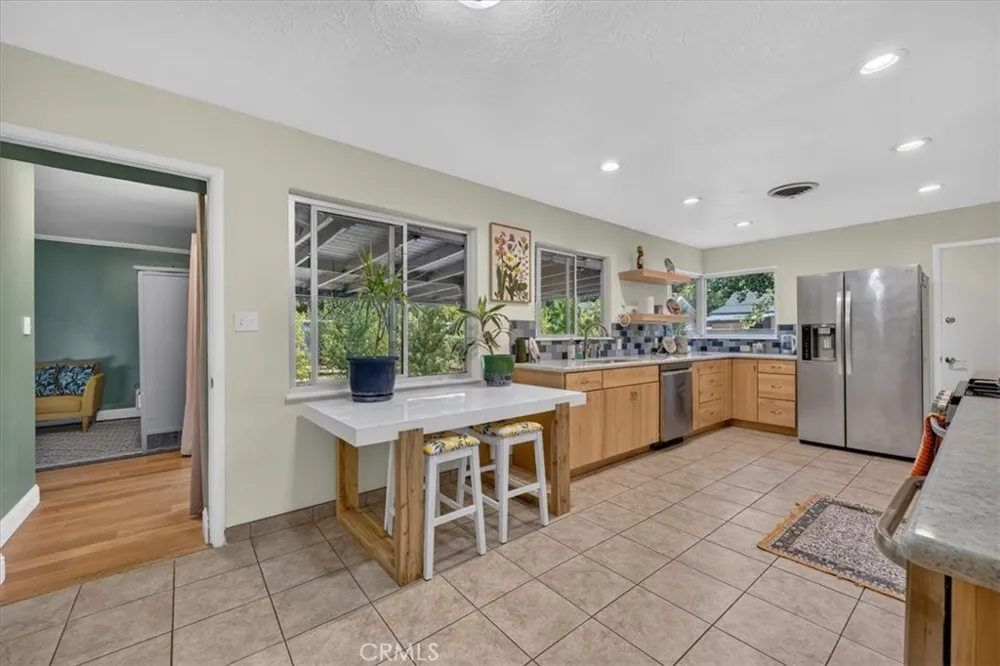 226 W Gettysburg Fresno, CA 93705