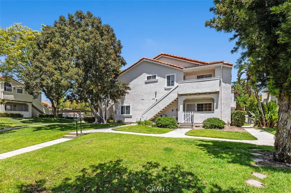 31 Gavilan #124 Rancho Santa Margarita, CA 92688