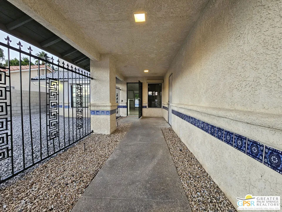 68250 Durango Road Cathedral City, CA 92234