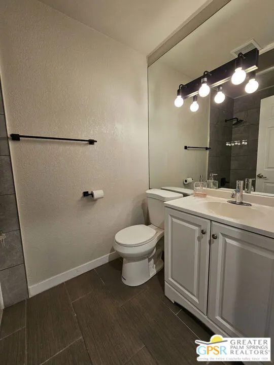 68250 Durango Road Cathedral City, CA 92234
