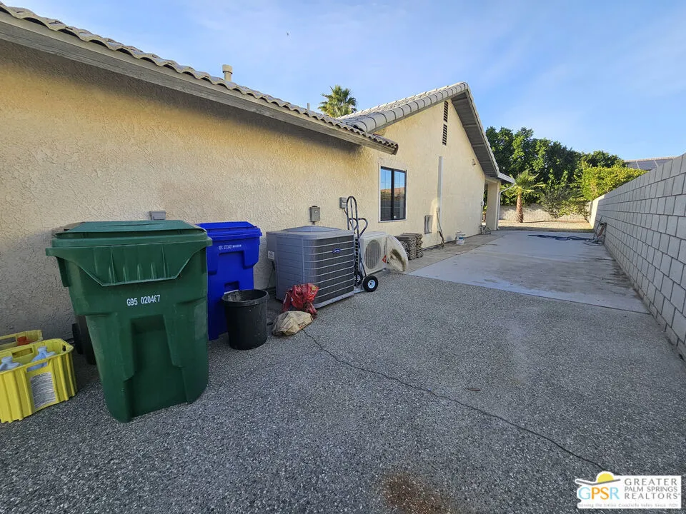 68250 Durango Road Cathedral City, CA 92234
