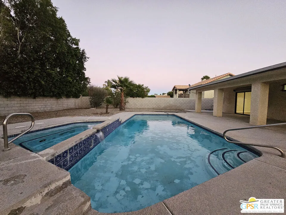 68250 Durango Road Cathedral City, CA 92234