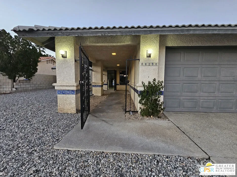 68250 Durango Road Cathedral City, CA 92234