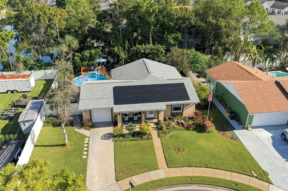 8037 POWDER HORN CIRCLE Largo, FL 33773
