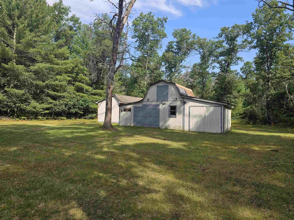 7282 Rollways Road Plainfield Township, MI 48761