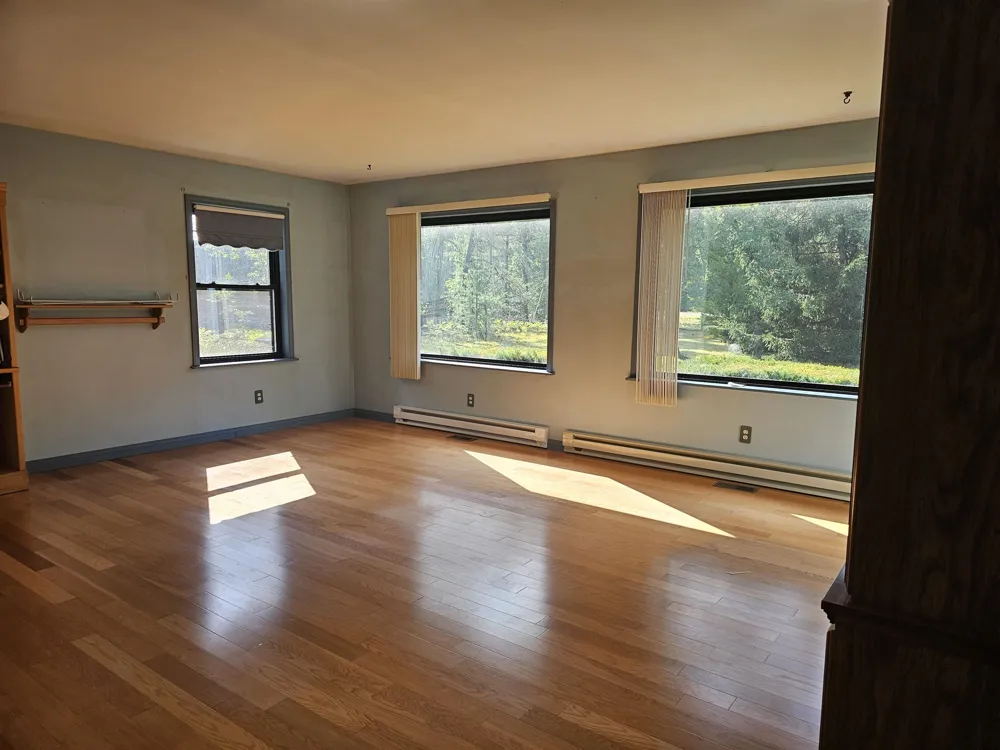 7282 Rollways Road Plainfield Township, MI 48761