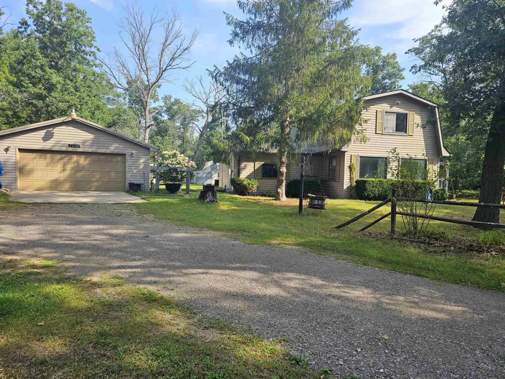 7282 Rollways Road Plainfield Township, MI 48761