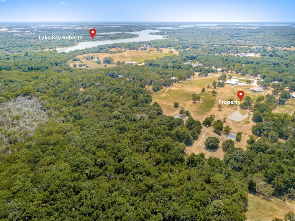 225 County Road 286 Collinsville, TX 76233