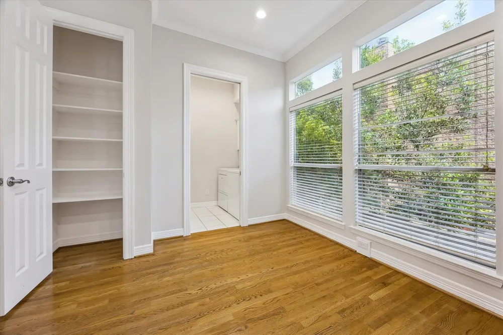 1334 Fairview Avenue Houston, TX 77006
