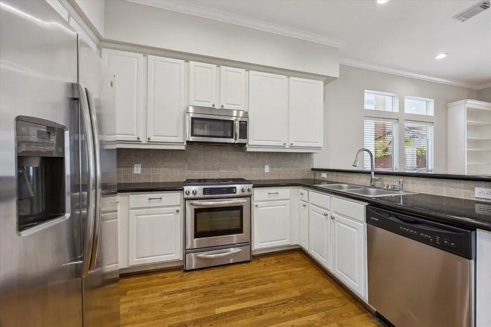 1334 Fairview Avenue Houston, TX 77006