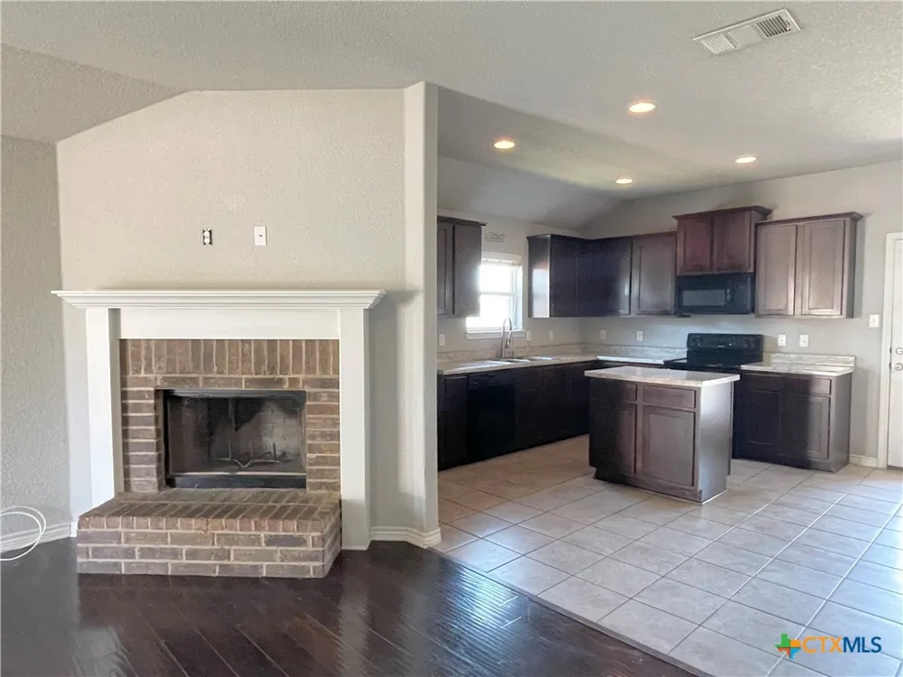2525 Elk Creek Street Temple, TX 76504
