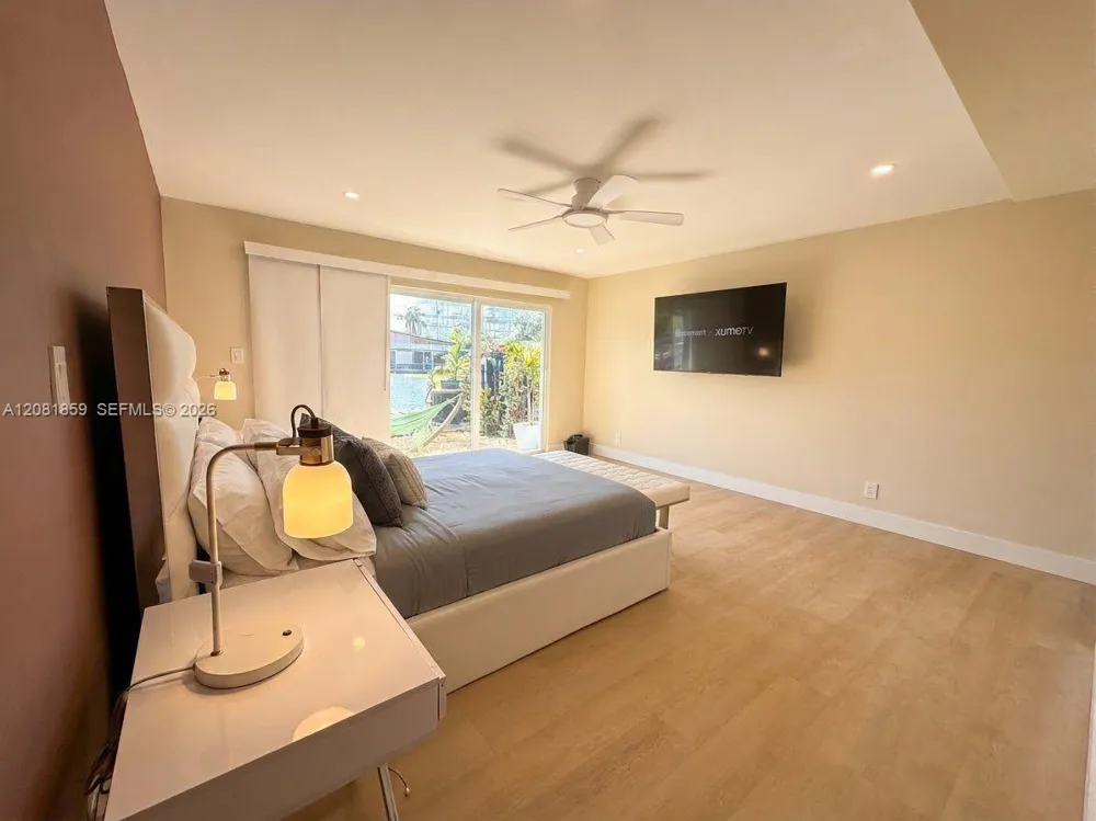 1720 SW 23rd Ave Fort Lauderdale, FL 33312