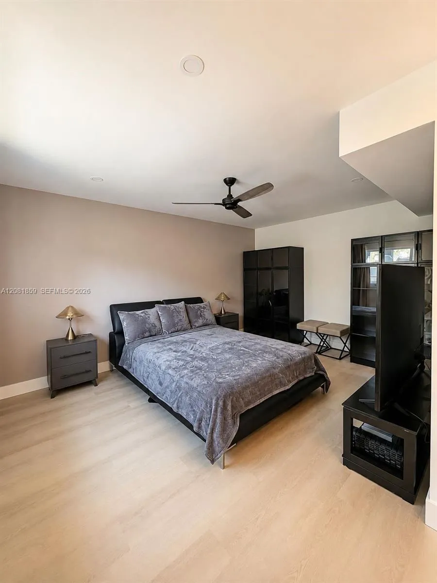 1720 SW 23rd Ave Fort Lauderdale, FL 33312