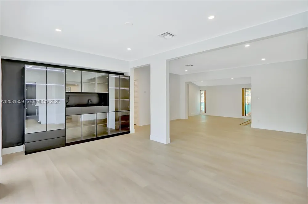 1720 SW 23rd Ave Fort Lauderdale, FL 33312