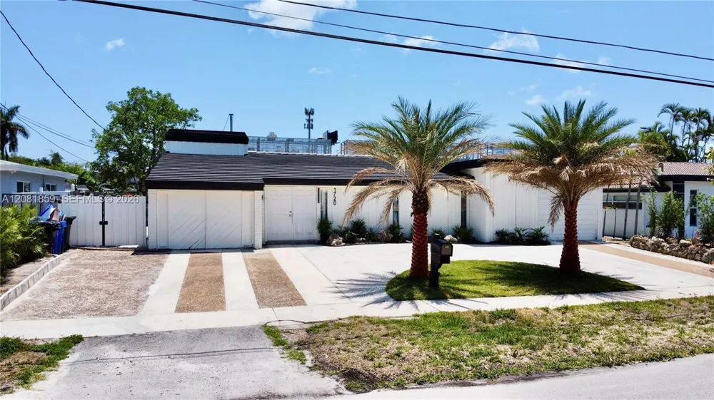 1720 SW 23rd Ave Fort Lauderdale, FL 33312