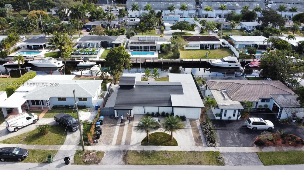 1720 SW 23rd Ave Fort Lauderdale, FL 33312