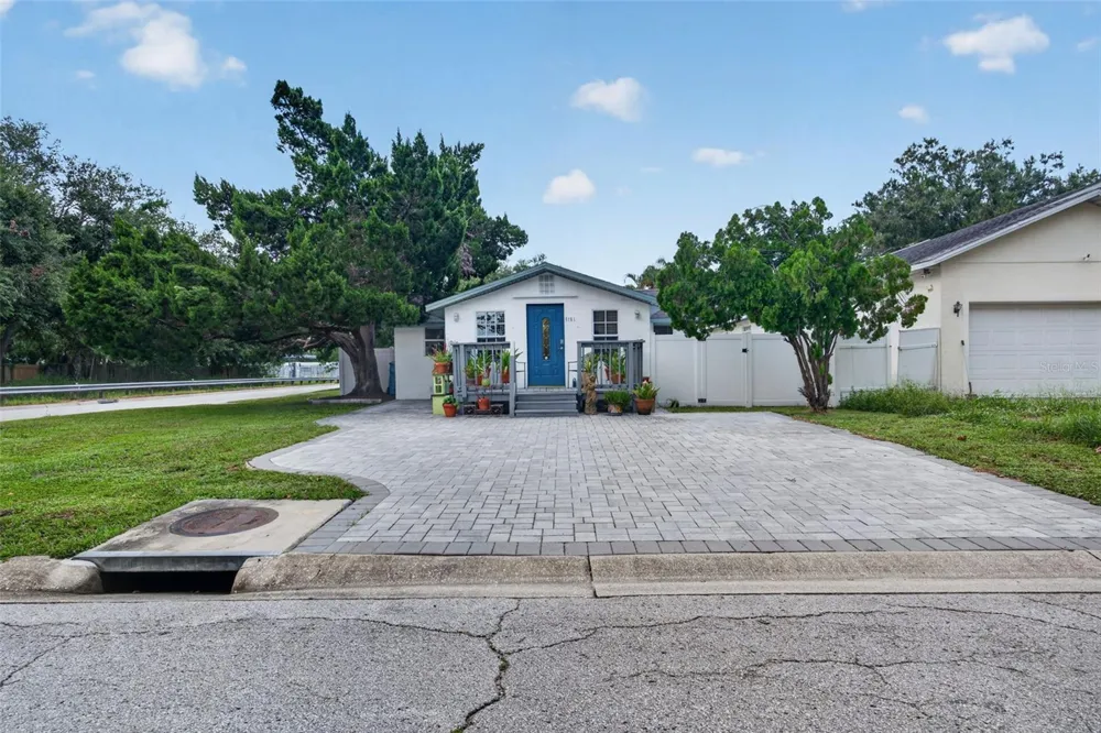 5161 RENA STREET St Petersburg, FL 33709