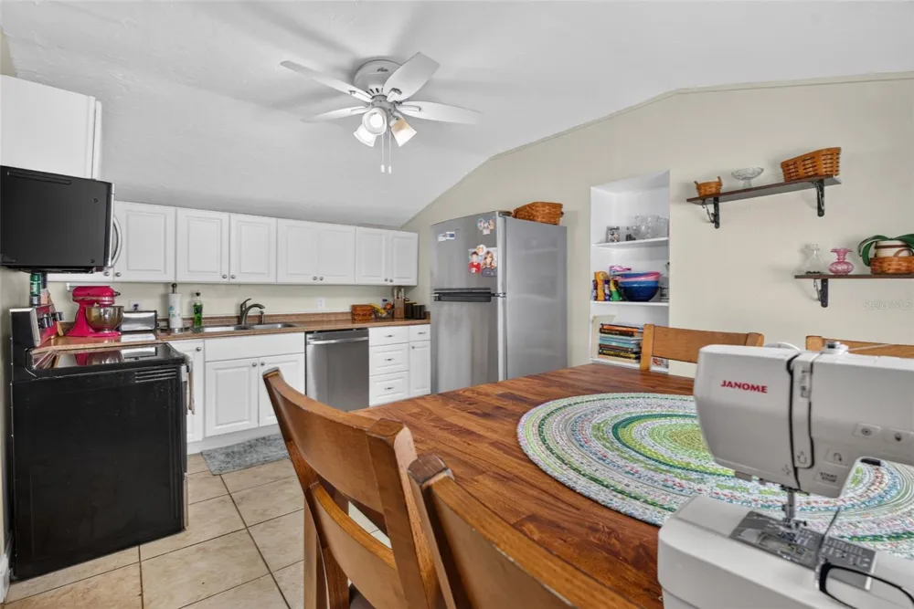 5161 RENA STREET St Petersburg, FL 33709