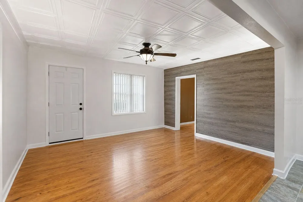 8709 EL PORTAL DRIVE Tampa, FL 33604