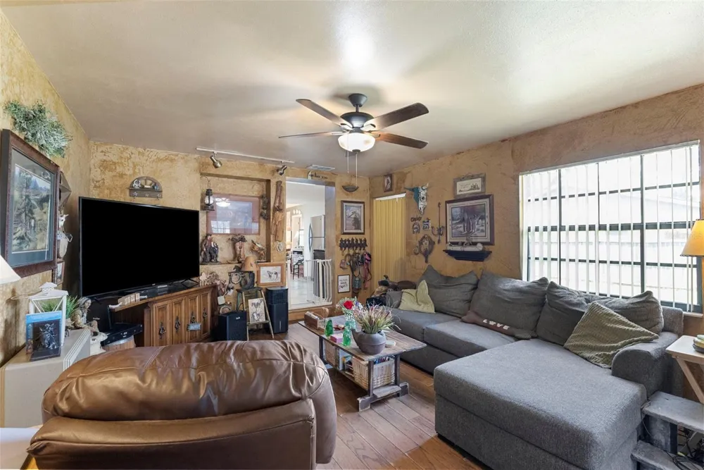 8709 EL PORTAL DRIVE Tampa, FL 33604