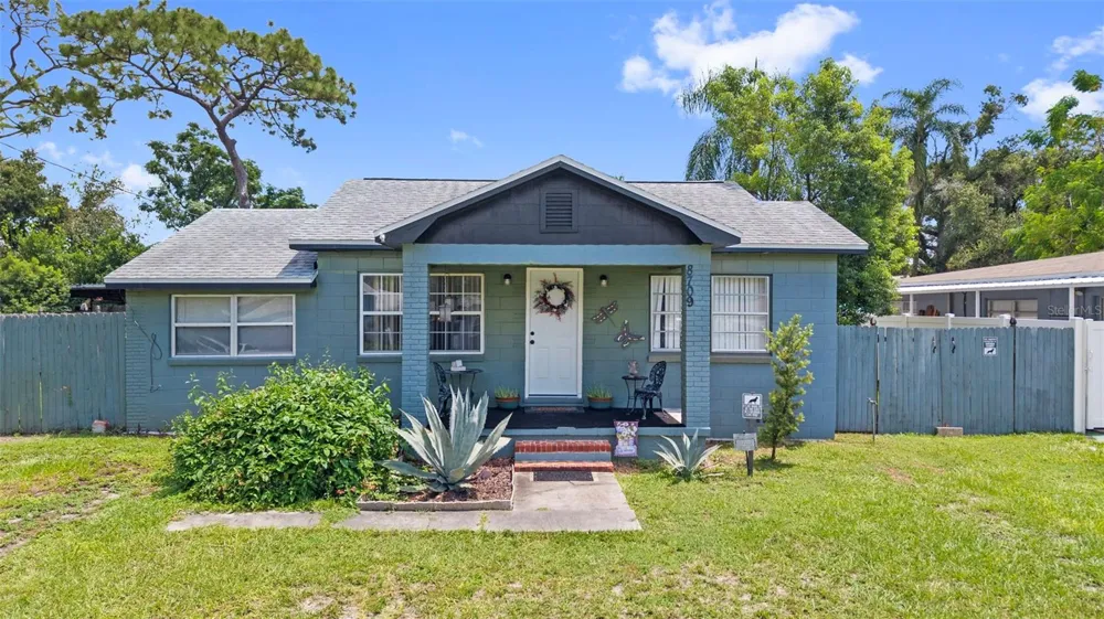 8709 EL PORTAL DRIVE Tampa, FL 33604