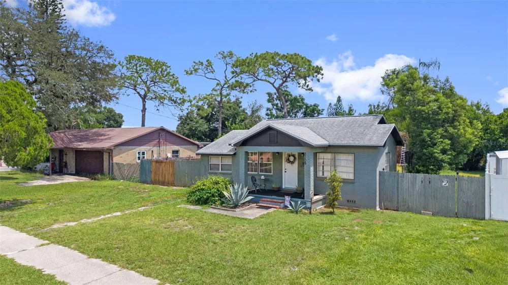 8709 EL PORTAL DRIVE Tampa, FL 33604